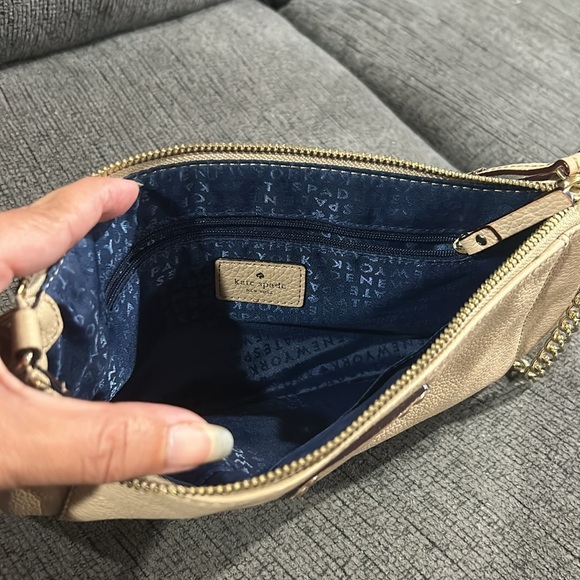 Smalll purse - Picture 2 of 3